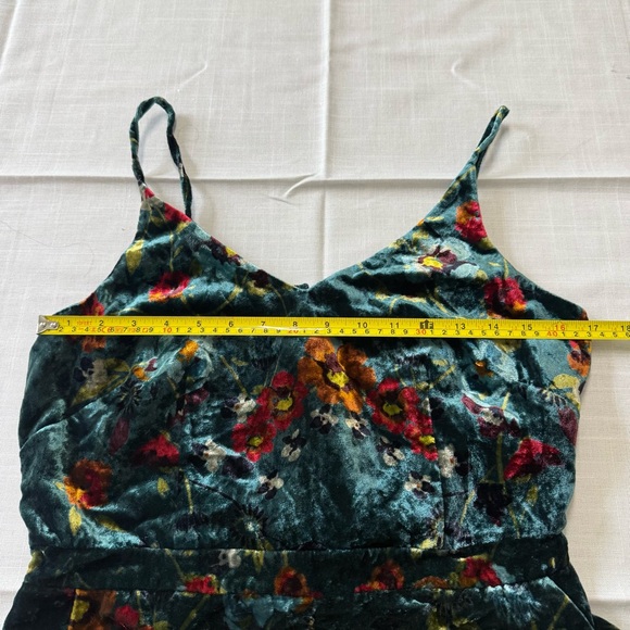 LOFT Floral Velvet Wide Leg Jumpsuit Holiday Green Casual Women’s Size 4 - Picture 10 of 13
